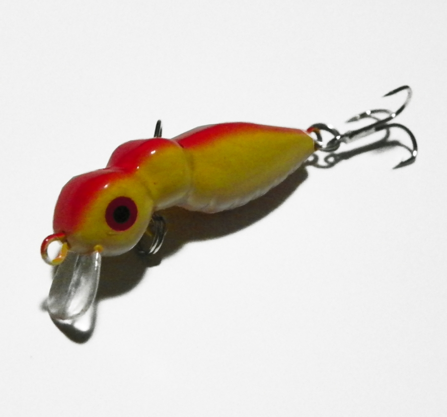 3 Gram Shallow Diving Lure - Red / Yellow / White for $1.40 AUD